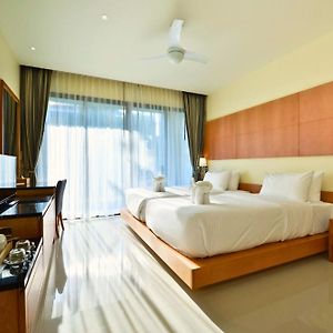 Deluxe  Sea side Room